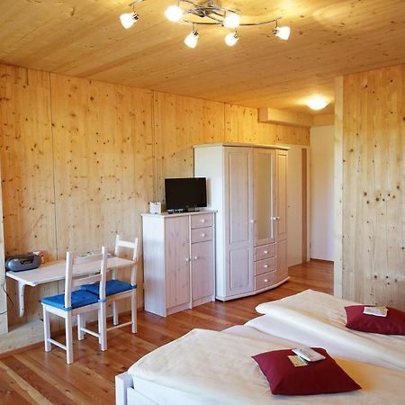 Hildegard Naturhaus Kirchberg bei Mattighofen Εξωτερικό φωτογραφία